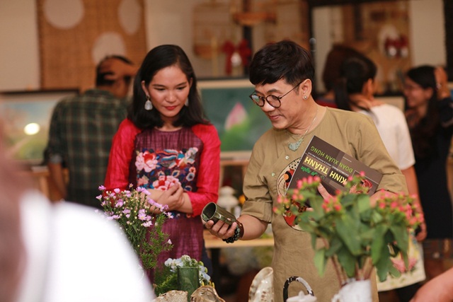 nguoi-saigon-thuong-nhau-2