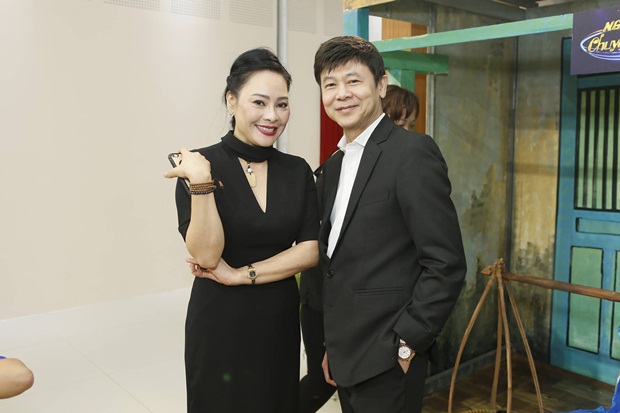 hop-bao-nguoikechuyentinh-wshowbiz-5