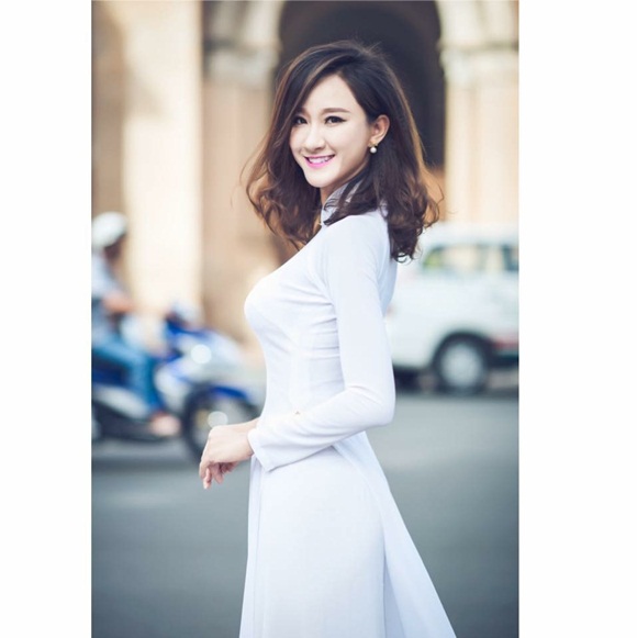 mrs-ao-dai-dieu-huyen-wshowbiz-5