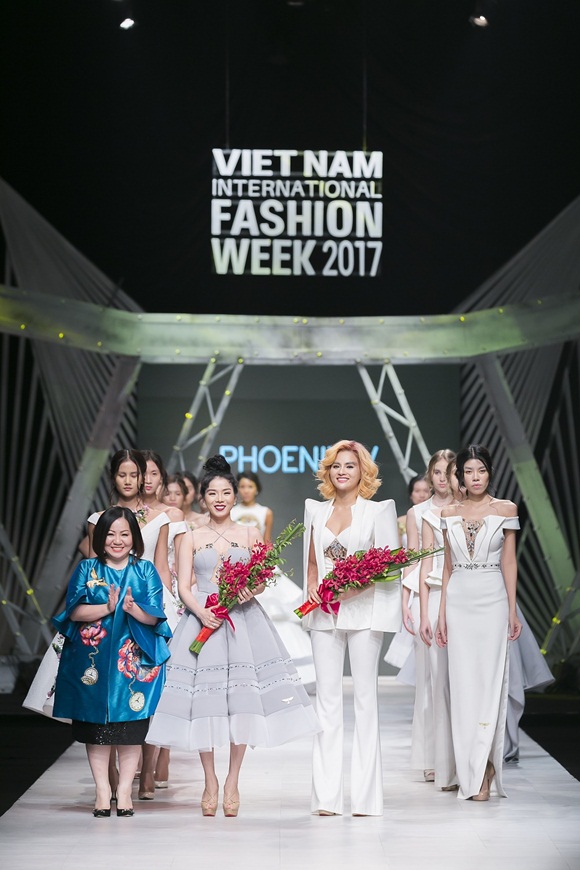 phuong-hoang-viet-wshowbiz-11