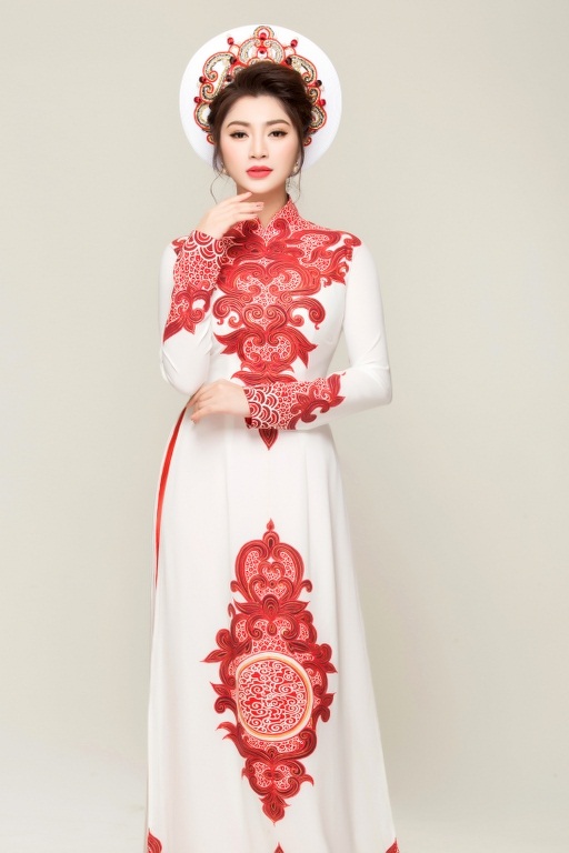 thanh-truc-ao-dai-minh-chau-wshowbiz-3