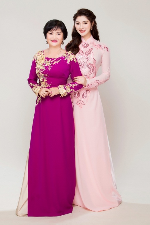 thanh-truc-ao-dai-minh-chau-wshowbiz-6