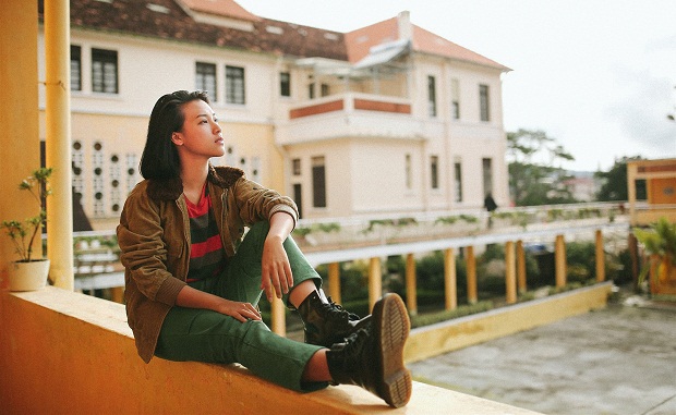 hoang-oanh-thang-nam-ruc-ro-wshowbiz