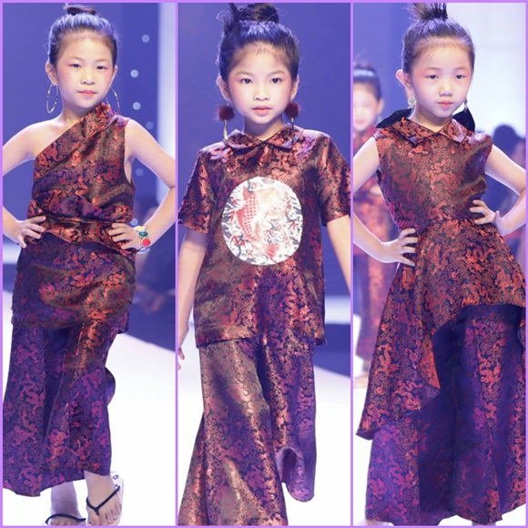 3-chi-em-sinh-doi-wshowbiz-7
