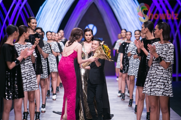 Vietnam-International-Fashion-Week-2016-showbiz-2