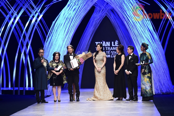 Vietnam-International-Fashion-Week-2016-showbiz-9