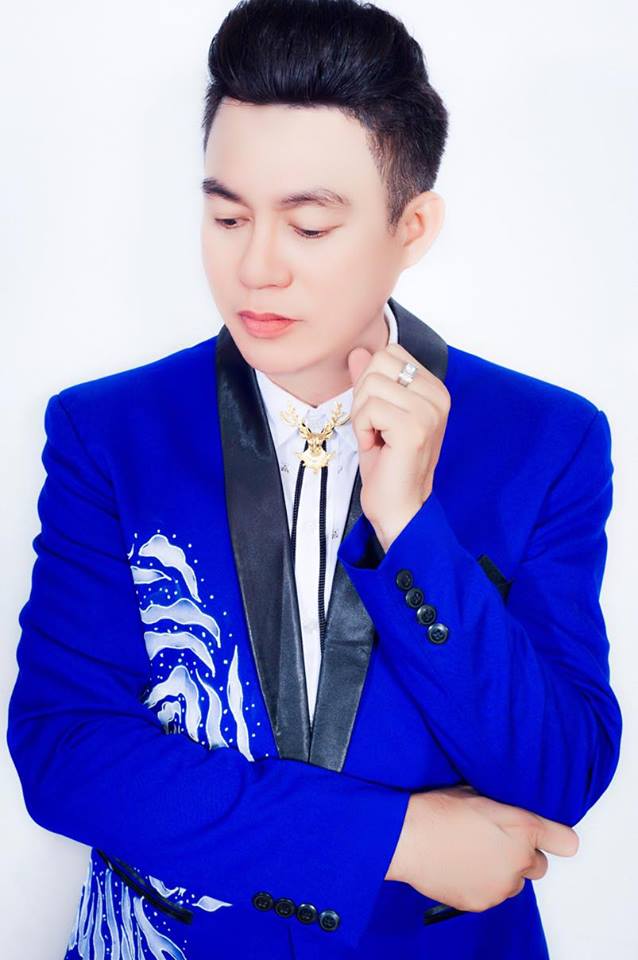 ntk-tommy-nguyen-gay-an-tuong-voi-bst-ao-vest-showbiz-8