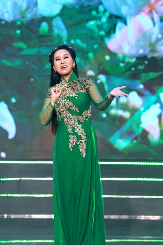 KHANH HOANG HONG PHUONG 20