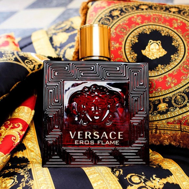 batch Versace-Eros-Flame-Poster-800x800 1