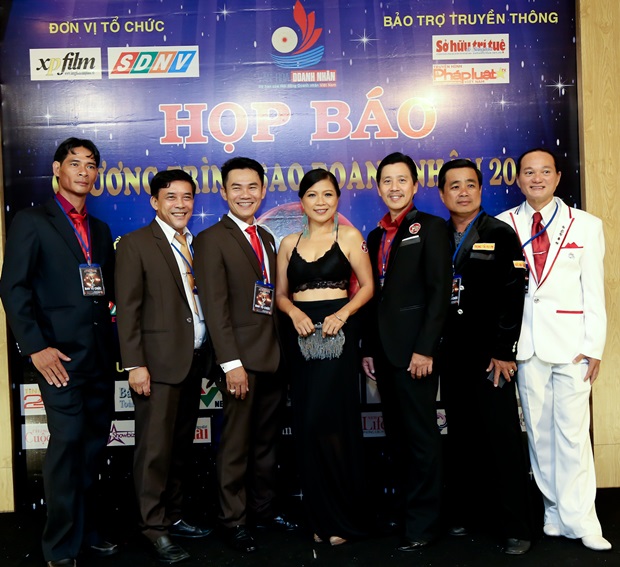 hopbao-saodoanhnhan-nguoinoitieng-1