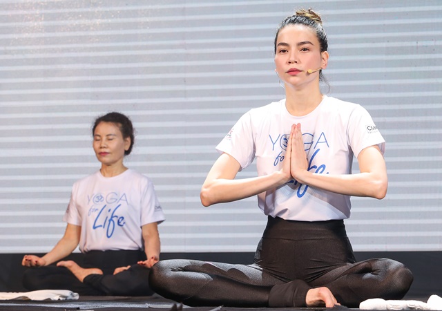 ho-ngoc-ha-yoga-1