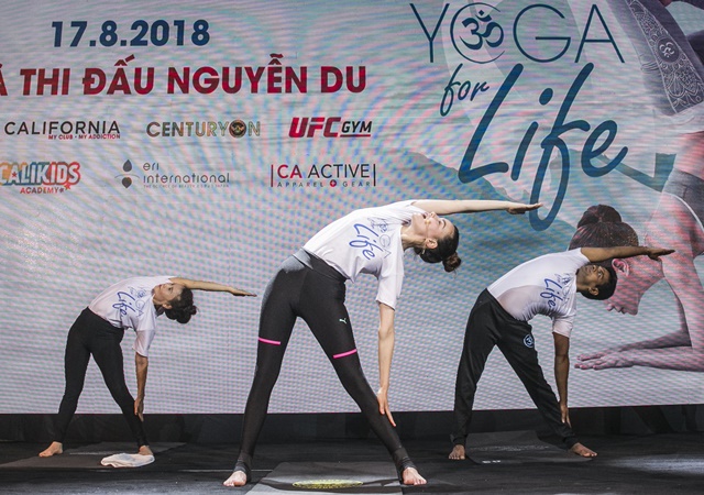 ho-ngoc-ha-yoga-2