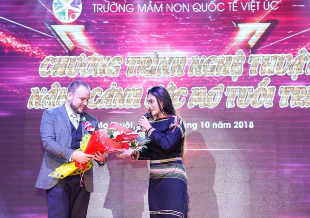 nguyen-vu-truong-mam-non-viet-uc-6