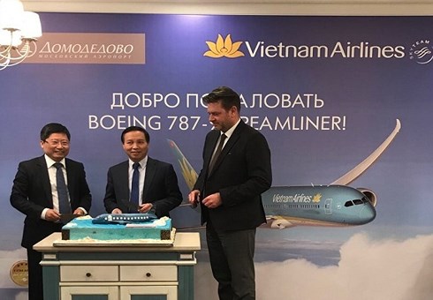 vietnam-airlines-khai-thac-boeing-7879-tren-duong-bay-ha-noi-moscow-wshowbiz