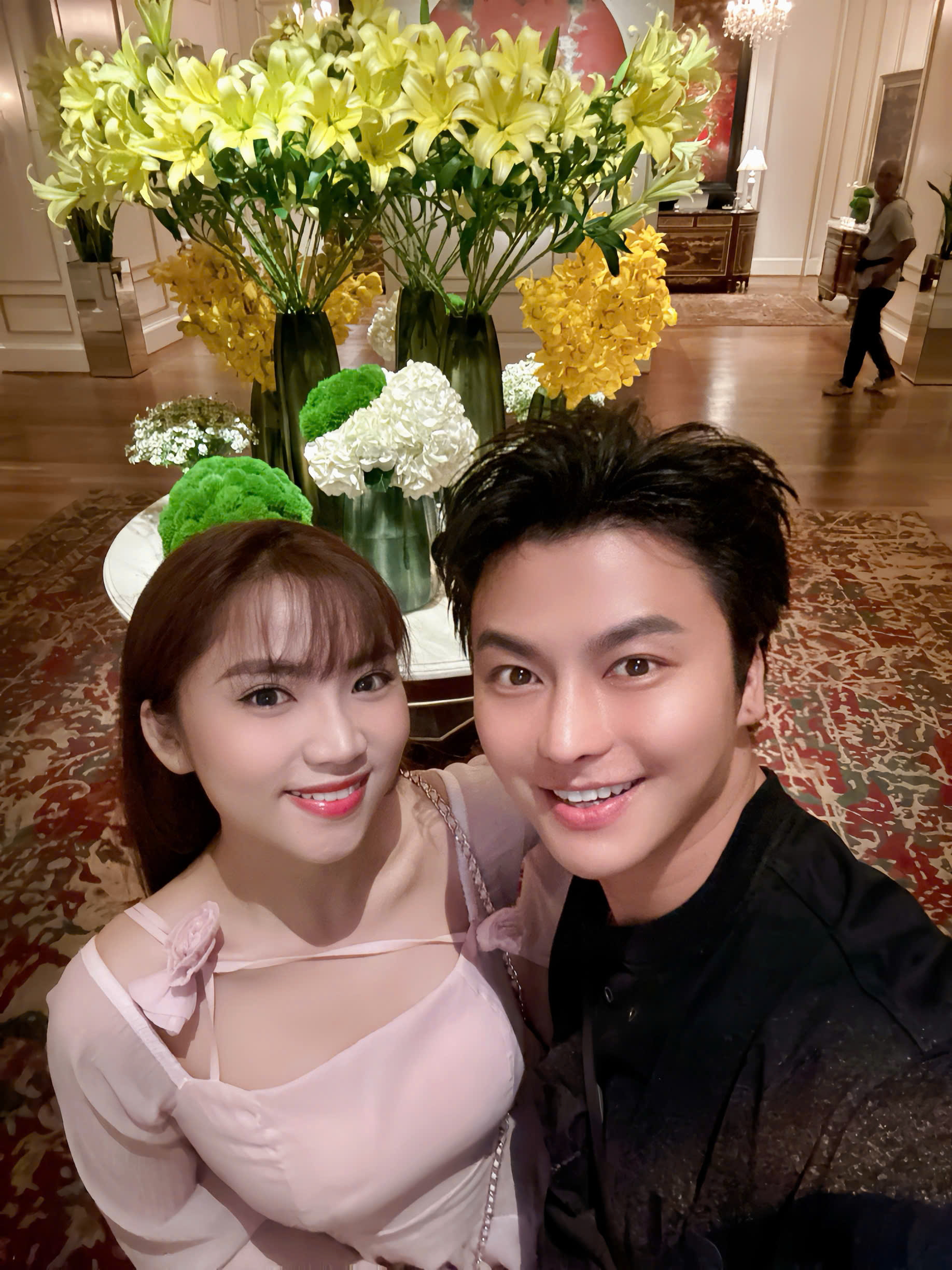 khan-gia-lien-tuc-day-thuyen-chau-ngoc-tien-vo-minh-lam-sau-loat-clip-tuong-tac-gay-sot-showbiz 11