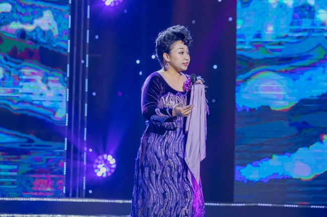 PHUONG QUYNH - DOI THAY 7