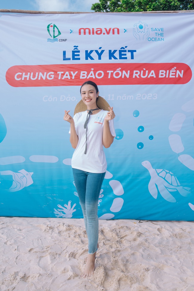 ngoc-chau-thao-nhi-le-thuy-tien-tham-gia-chien-dich-save-the-ocean-chung-tay-bao-ton-rua-bien-con-dao-showbiz--13