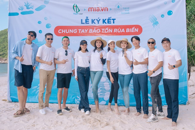 ngoc-chau-thao-nhi-le-thuy-tien-tham-gia-chien-dich-save-the-ocean-chung-tay-bao-ton-rua-bien-con-dao-showbiz--14