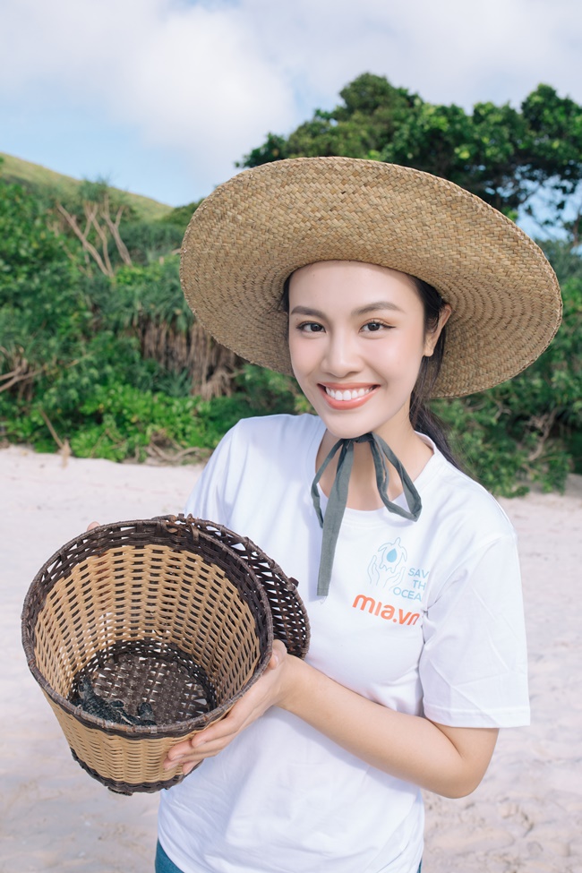 ngoc-chau-thao-nhi-le-thuy-tien-tham-gia-chien-dich-save-the-ocean-chung-tay-bao-ton-rua-bien-con-dao-showbiz--5
