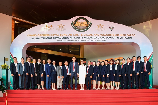 kim-duyen-hoi-ngo-ngoc-chau-thuy-tien-le-thao-nhi-tai-le-khai-truong-royal-long-an-golf-a-villas-showbiz-3
